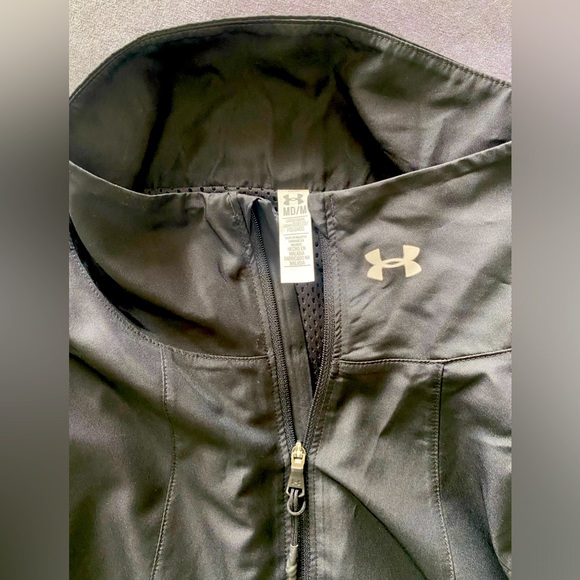 Under Armour Black Jacket - Picture 3 of 4